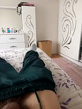 leona633 online show from November 29, 2025, 11:10 am