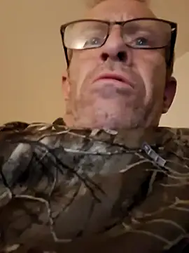 moasslicker online show from September 19, 2025, 10:41 am