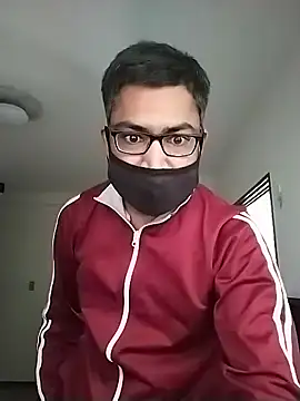 Snapshot of SunkLupus chatting on February 28, 2026, 3:39 am SunkLupus online show from February 28, 2026, 3:39 am