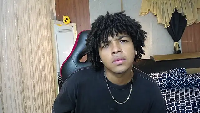 Snapshot of black_king_241 chatting on February 25, 2026, 10:09 pm black king 241 online show from February 25, 2026, 10:09 pm