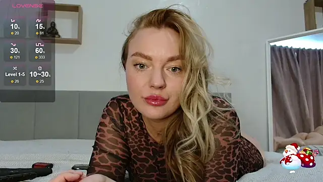 Snapshot of Eva___forever chatting on January 6, 2026, 5:00 am Eva forever online show from January 6, 2026, 5:00 am