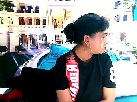 IndianPleasurez1 online show from December 3, 2025, 5:08 am