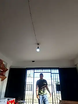 elnegro707070 online show from January 9, 2026, 12:23 pm