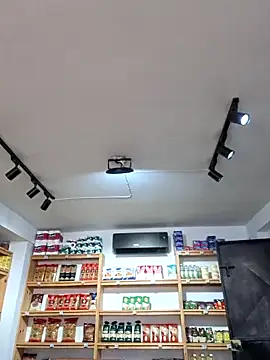 elnegro707070 online show from December 16, 2025, 12:09 pm