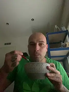 Snapshot of toyroma chatting on November 24, 2025, 11:21 am toyroma online show from November 24, 2025, 11:21 am