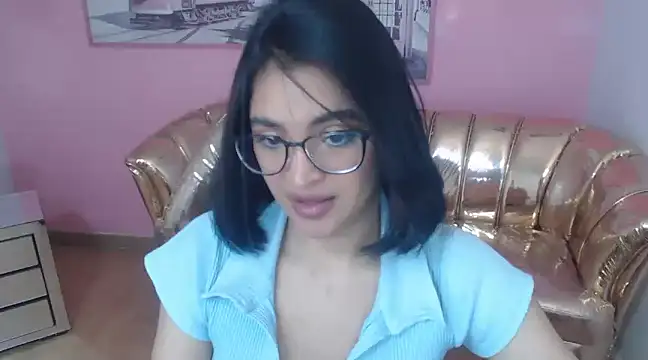 Snapshot of clementine_t chatting on March 22, 2025, 3:42 pm clementine t online show from March 22, 2025, 3:42 pm