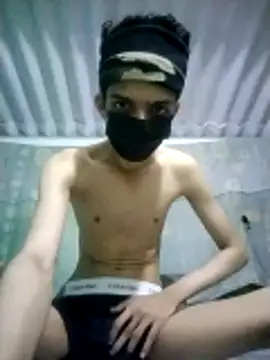 HannanKhan25 online show from March 10, 2026, 7:07 pm