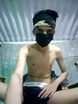 HannanKhan25 online show from February 25, 2026, 7:14 pm