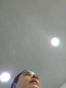 Snapshot of Rosa_Warreen_ chatting on October 26, 2025, 4:40 pm Rosa Warreen online show from October 26, 2025, 4:40 pm