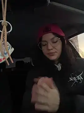 MeekyRich online show from November 29, 2025, 2:01 am