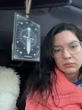 MeekyRich online show from December 14, 2025, 2:40 am