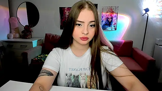 mistress lain online show from October 3, 2025, 10:33 pm