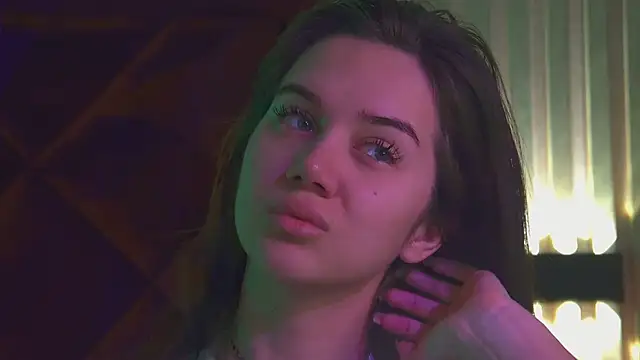 StacyHarland online show from October 12, 2025, 4:36 am