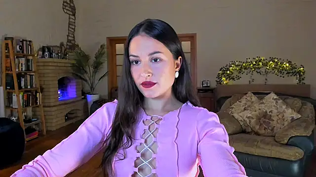 Snapshot of michi_souffl chatting on November 12, 2025, 12:53 pm michi souffl online show from November 12, 2025, 12:53 pm