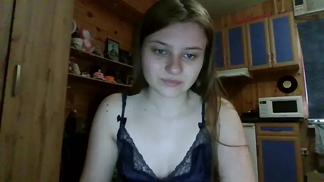 Snapshot of Little_shygirl chatting on October 15, 2025, 4:22 am Little shygirl online show from October 15, 2025, 4:22 am