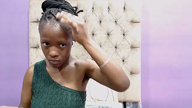 sexykea2002x online show from September 11, 2025, 5:40 am