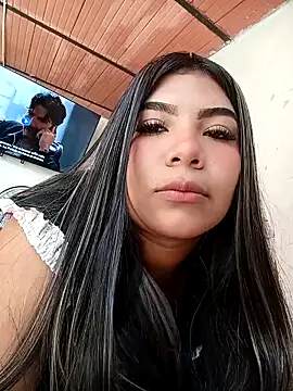 kalifa3210 online show from February 13, 2026, 3:56 pm