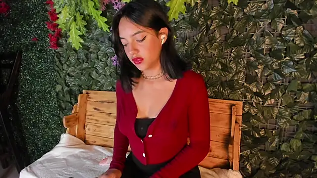 Victoriaa2 Doll online show from October 29, 2025, 12:04 pm