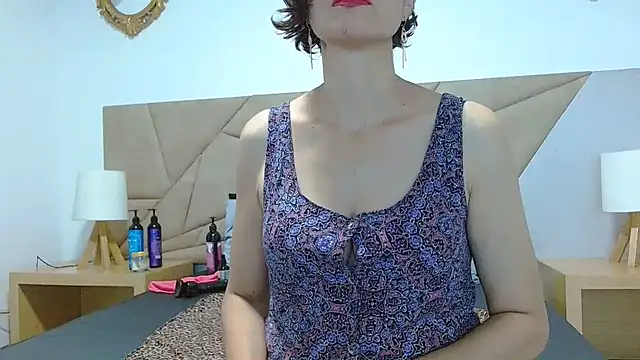 amanda ramirez online show from September 20, 2025, 8:25 pm