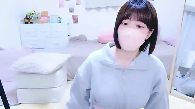  suika  online show from March 1, 2026, 12:05 pm