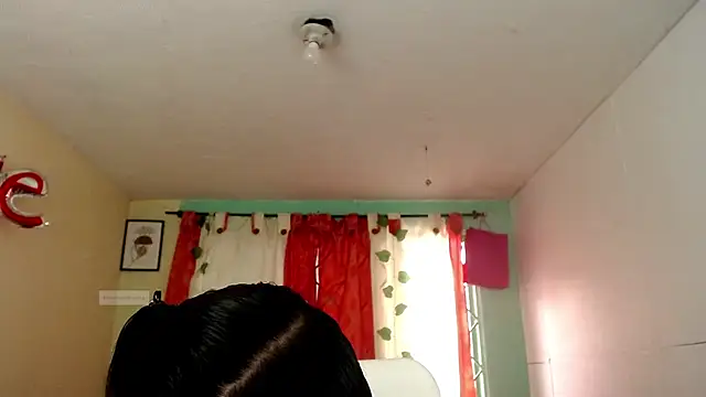 vale miel online show from October 25, 2025, 6:41 pm