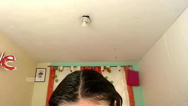 vale miel online show from November 5, 2025, 7:50 pm