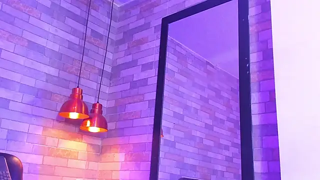 DixyPalmer online show from September 11, 2025, 7:47 pm