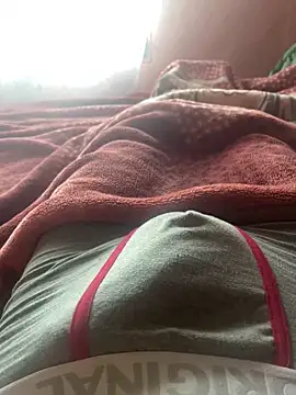 Snapshot of UncoolCaesium chatting on January 17, 2026, 1:58 pm UncoolCaesium online show from January 17, 2026, 1:58 pm