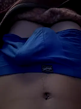 UncoolCaesium online show from December 3, 2025, 6:03 am