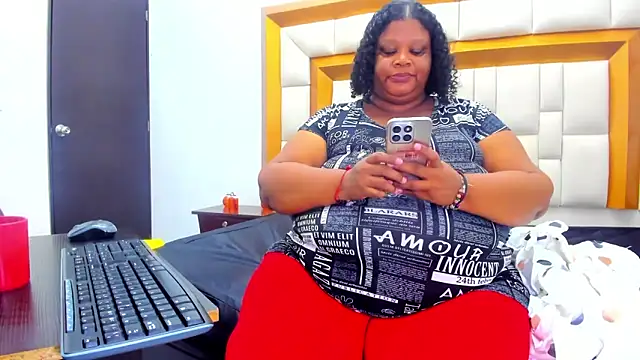 Exoticbigmandy online show from March 6, 2025, 3:13 pm