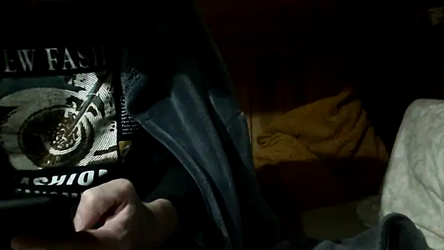 Snapshot of Angelsordemons6 chatting on February 12, 2026, 8:41 pm Angelsordemons6 online show from February 12, 2026, 8:41 pm