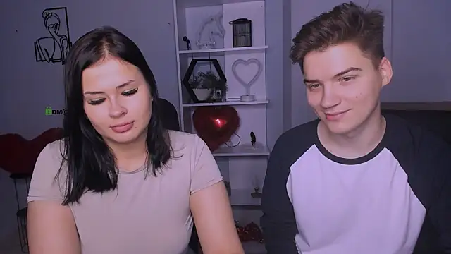 jeren smile online show from November 11, 2025, 8:14 pm