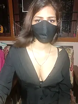 Snapshot of Isha_Sax chatting on September 21, 2025, 6:24 pm Isha Sax online show from September 21, 2025, 6:24 pm