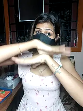 Snapshot of Isha_Sax chatting on September 20, 2025, 5:51 pm Isha Sax online show from September 20, 2025, 5:51 pm