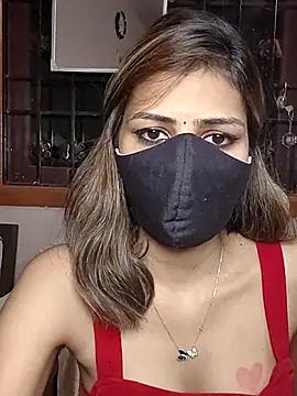 Isha Sax online show from February 14, 2026, 7:47 pm