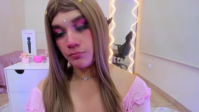 ocean tay online show from October 15, 2025, 2:10 am