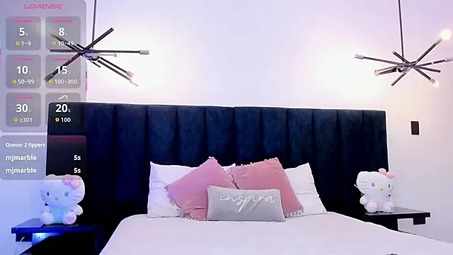 niia7 online show from October 22, 2025, 7:46 pm