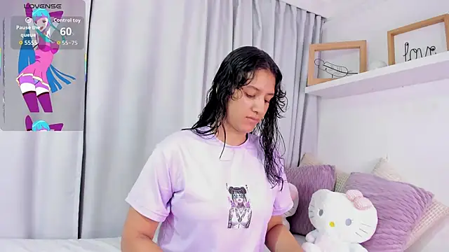 niia7 online show from February 17, 2026, 7:44 pm