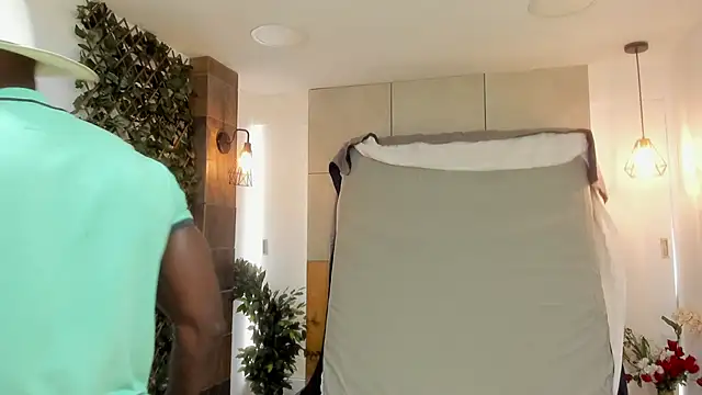 Snapshot of MarcusBlack_ chatting on October 1, 2025, 11:47 am MarcusBlack online show from October 1, 2025, 11:47 am