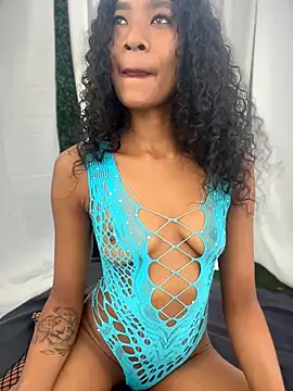 SweetCheeksXXX online show from April 11, 2026, 9:40 pm