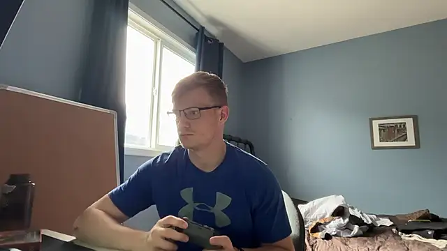 lustylyndon online show from June 17, 2026, 3:33 pm