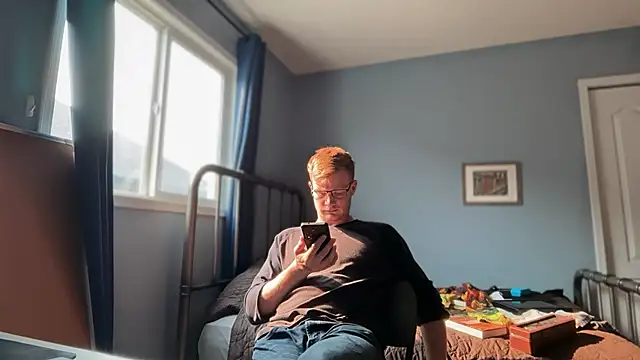 lustylyndon online show from June 29, 2026, 3:23 pm