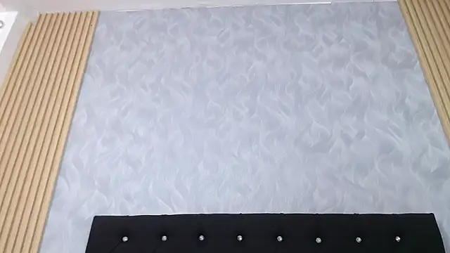 xandrinakarzon online show from November 8, 2025, 12:52 pm