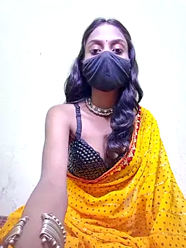 Snapshot of Riya_R24 chatting on October 28, 2025, 2:49 pm Riya R24 online show from October 28, 2025, 2:49 pm