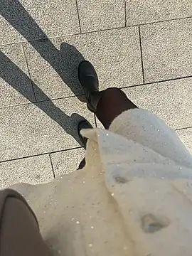 Snapshot of xiaoyuan01 chatting on November 19, 2025, 1:27 am xiaoyuan01 online show from November 19, 2025, 1:27 am