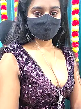 Aanya hotty online show from November 26, 2025, 5:24 pm