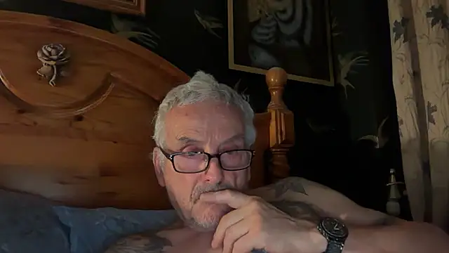 poggles online show from November 13, 2025, 8:35 pm