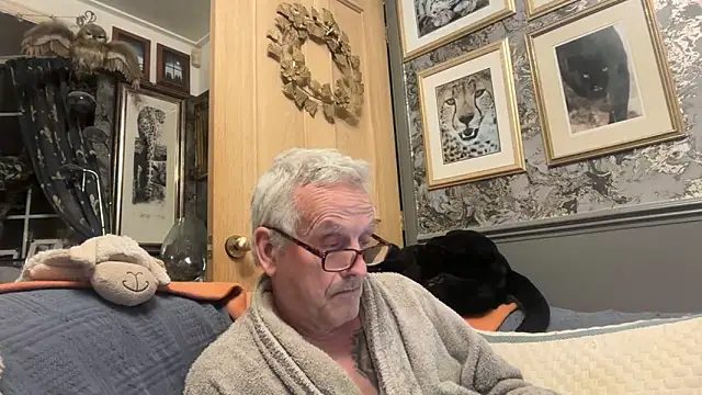 poggles online show from March 22, 2026, 9:05 pm