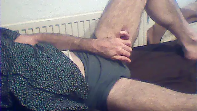 Snapshot of rimbaud77 chatting on June 18, 2026, 5:40 pm rimbaud77 online show from June 18, 2026, 5:40 pm