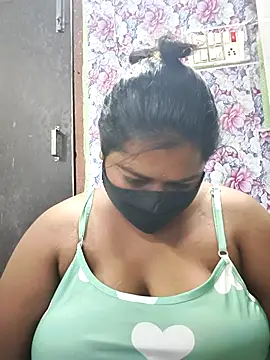 Liyaa 24 online show from March 17, 2026, 9:45 am